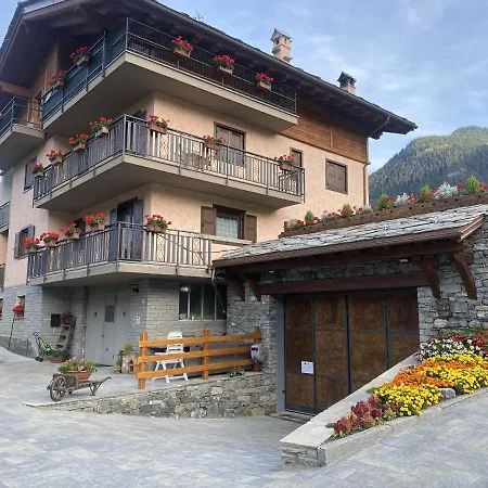 Holiday home Maison Le Cre 2 *