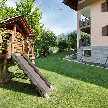 Maison Le Cré 2 *